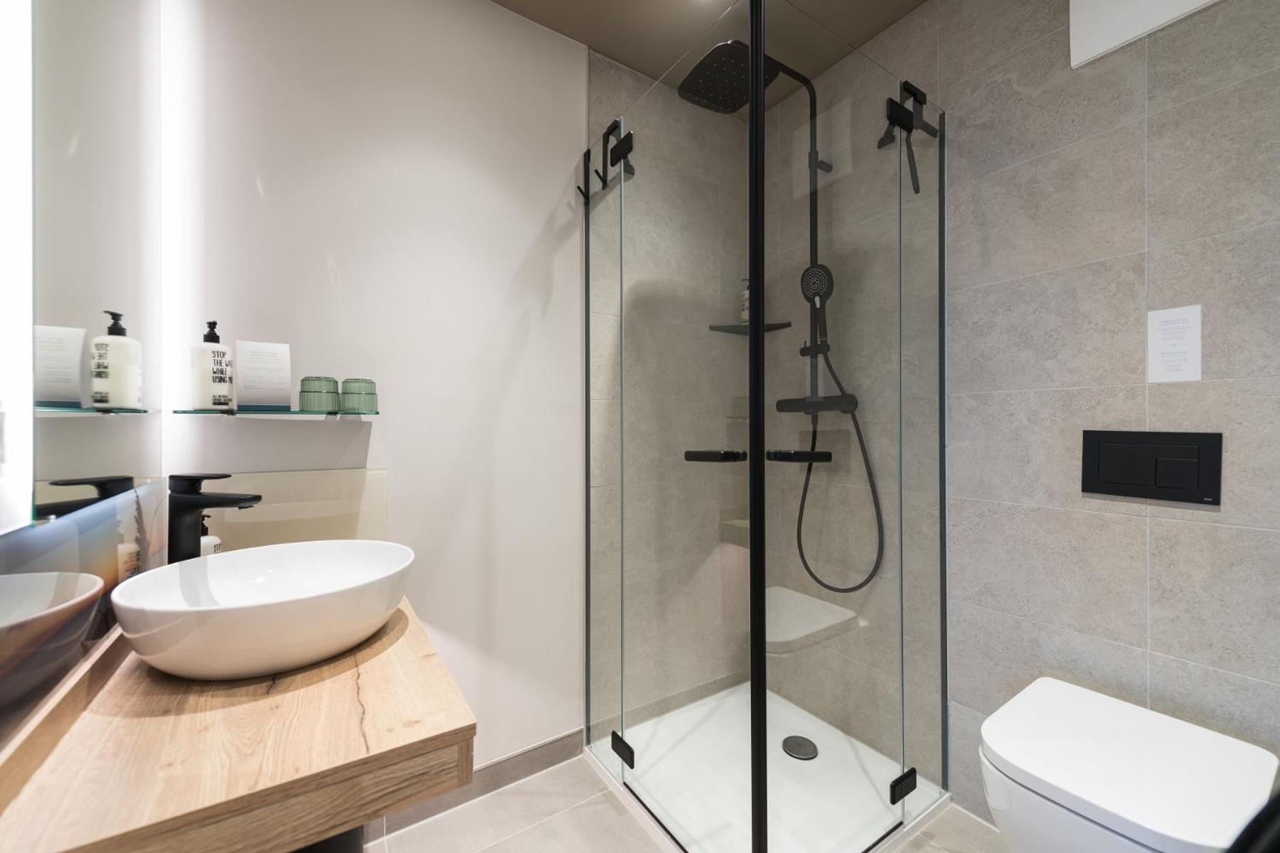 Hafenhotel Zu Hotel 4*